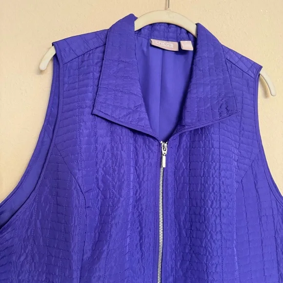 Chicos Quilted Vest Size 3 XL 16 Purple Full Zip w/ Pockets Lightweight LIKE NEW - Picture 4 of 16